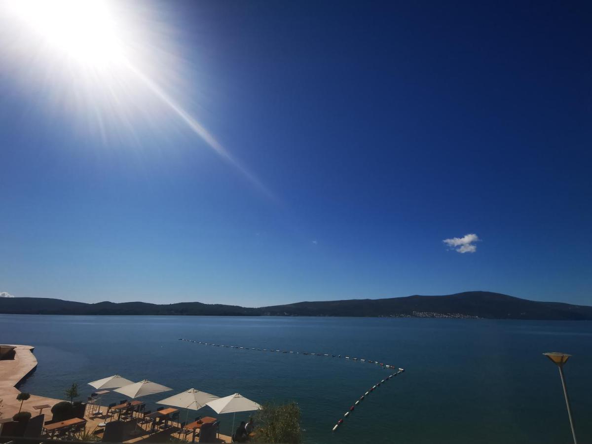 Seafront Apartments Tivat Bagian luar foto