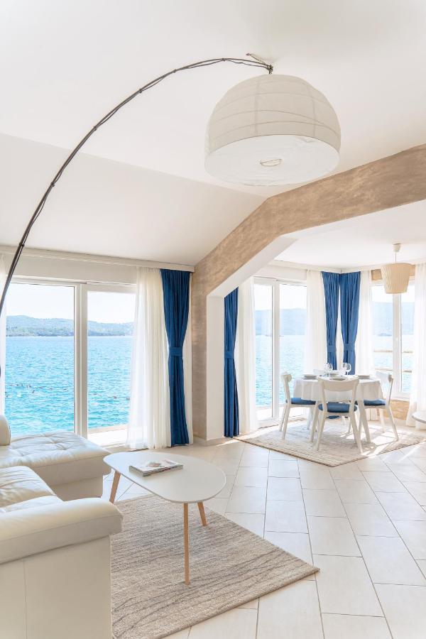Seafront Apartments Tivat Bagian luar foto
