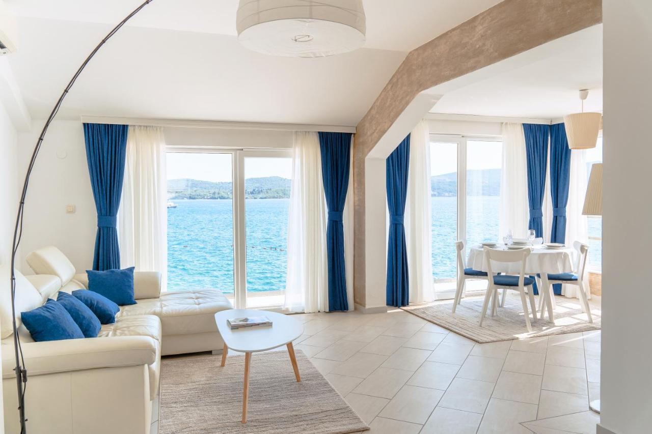 Seafront Apartments Tivat Bagian luar foto